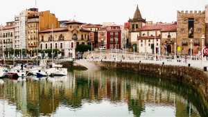 1280px-Gijón,_Asturias_(5981647256)